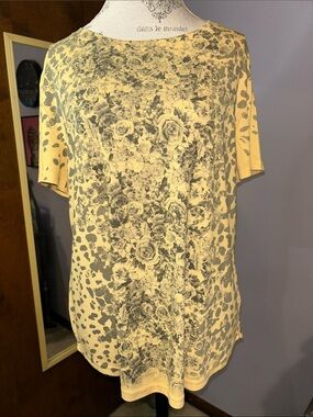 Origami Yellow Roses & Animal Print T-Shirt